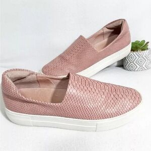 J/Slides Pink Snake Print Slip-On Sneakers Size 7.5